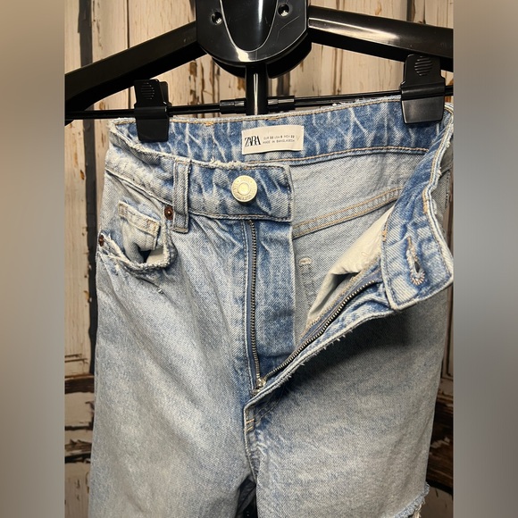 Zara Light Blue Distressed Straight Leg Jeans - Picture 7 of 8